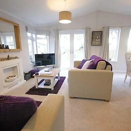 Hollicarrs - Long Lane Hotel
